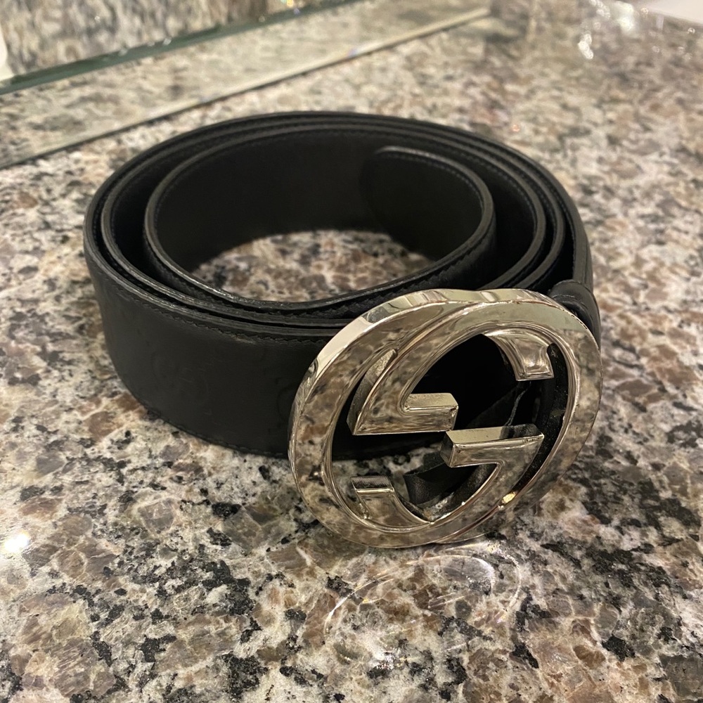 Men’s Gucci belt